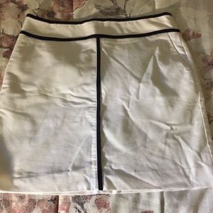 NWT Ann Taylor black & white skirt w/pockets sz 8
